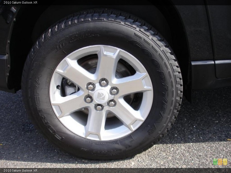 2010 Saturn Outlook XR Wheel and Tire Photo #38355734