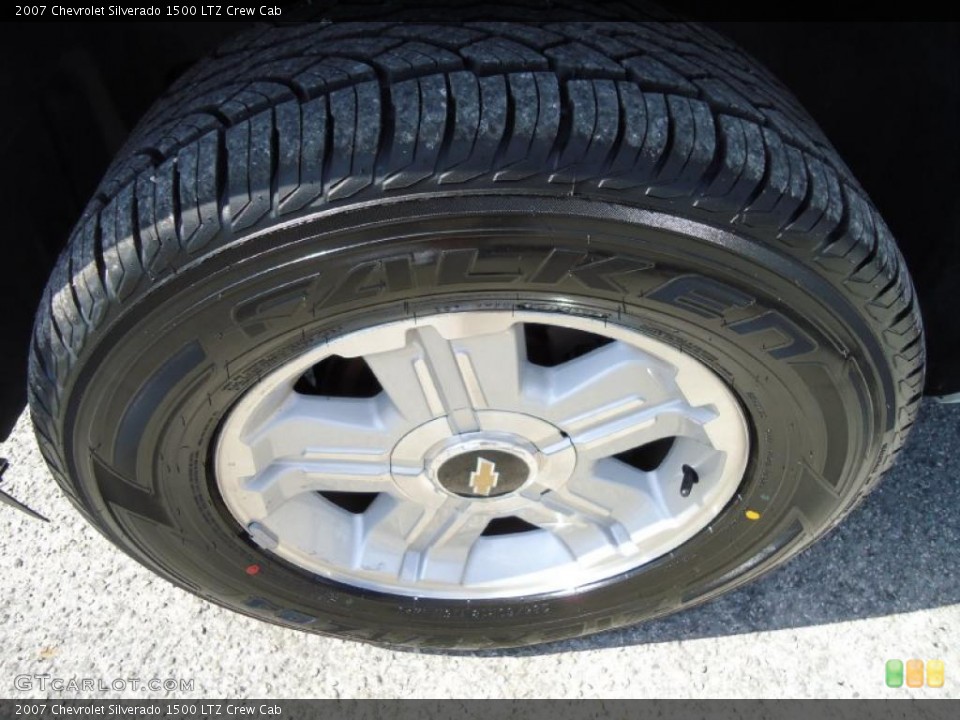 2007 Chevrolet Silverado 1500 LTZ Crew Cab Wheel and Tire Photo #38358858