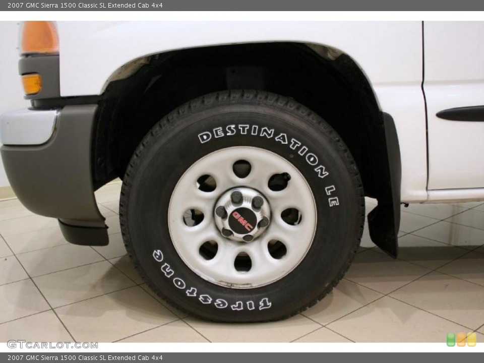 2007 GMC Sierra 1500 Classic SL Extended Cab 4x4 Wheel and Tire Photo #38418501