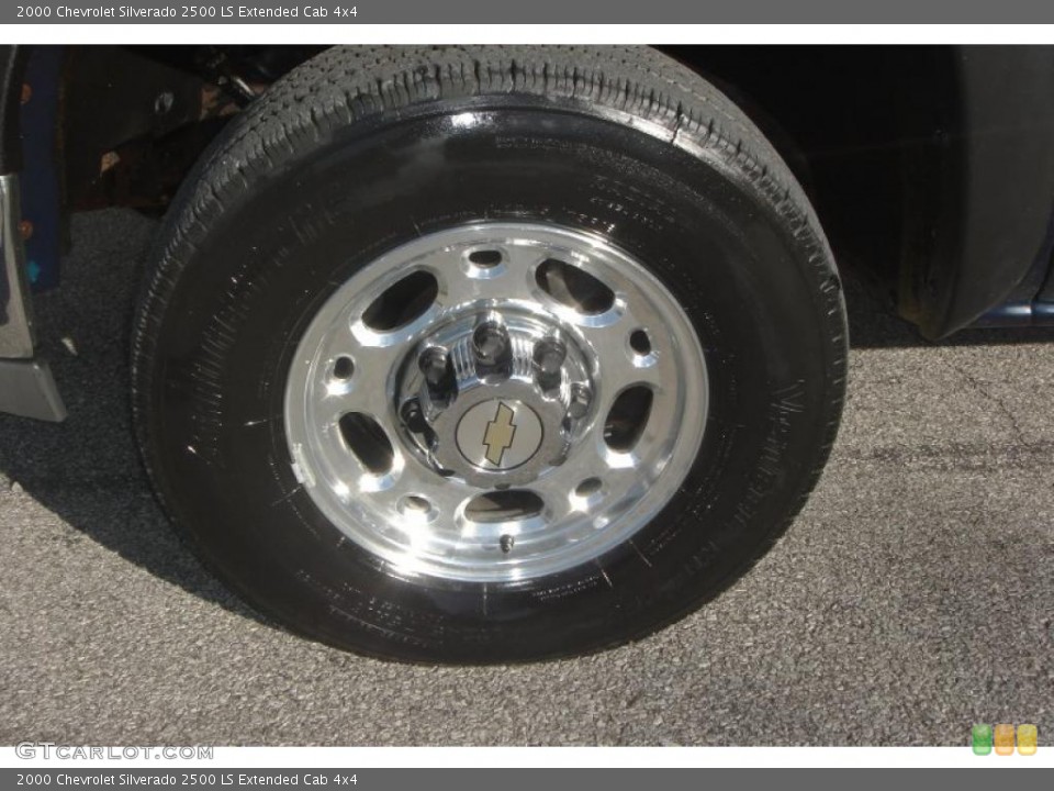 2000 Chevrolet Silverado 2500 LS Extended Cab 4x4 Wheel and Tire Photo #38419913