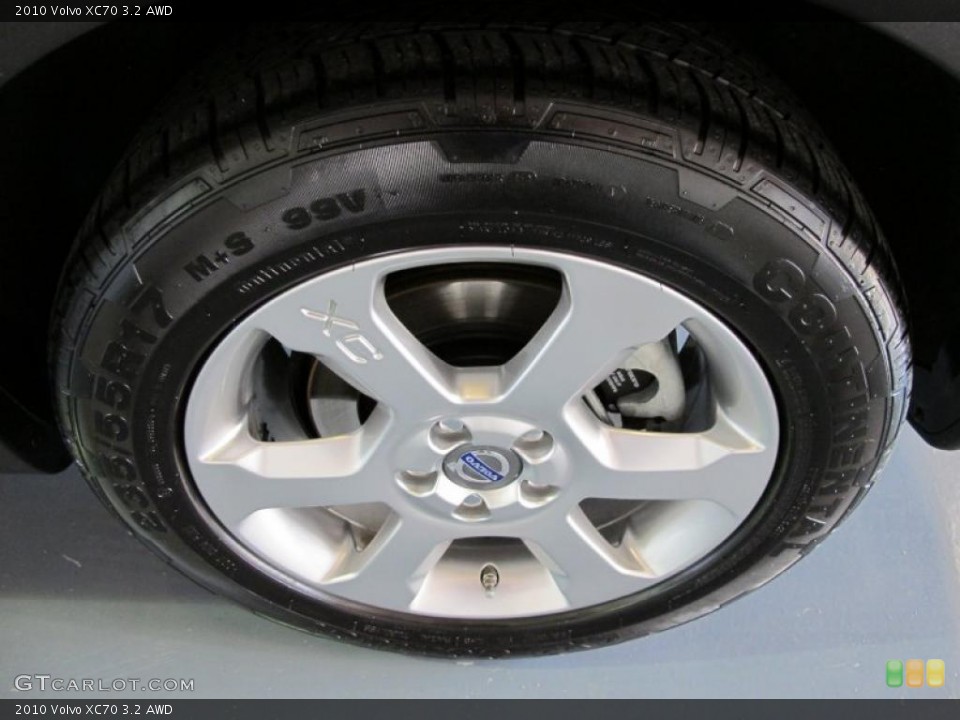 2010 Volvo XC70 3.2 AWD Wheel and Tire Photo #38423061