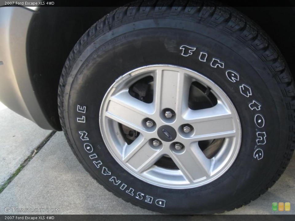 2007 Ford Escape XLS 4WD Wheel and Tire Photo #38423469