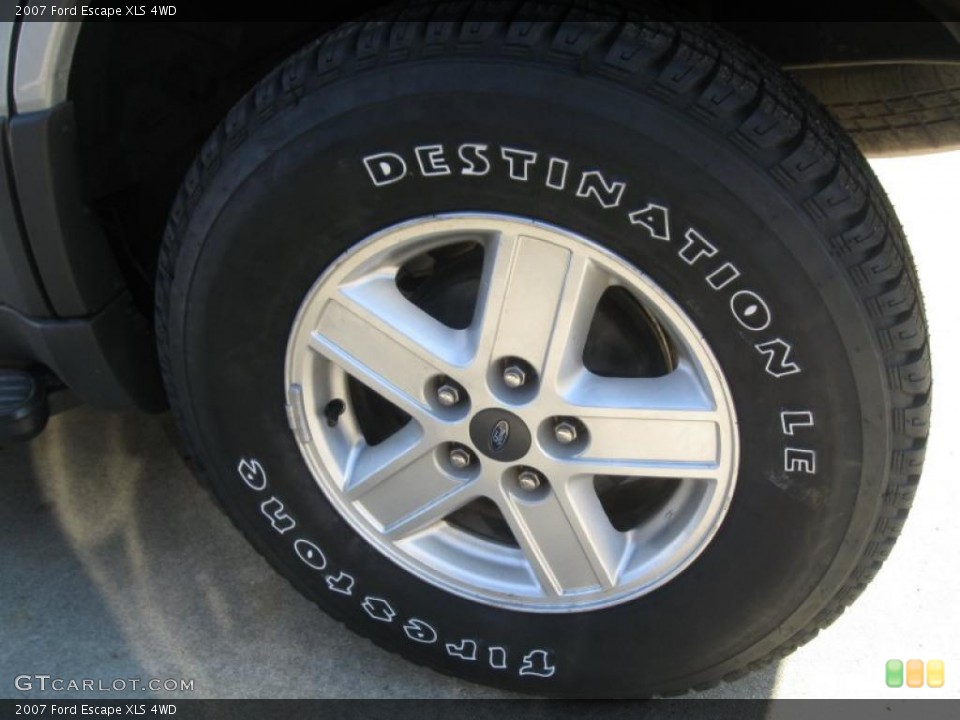 2007 Ford Escape XLS 4WD Wheel and Tire Photo #38423485