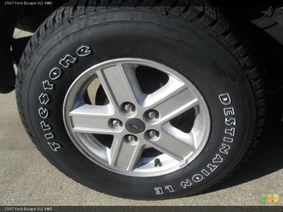 2007 Ford Escape XLS 4WD Wheel and Tire Photo #38423501