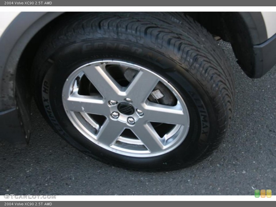 2004 Volvo XC90 2.5T AWD Wheel and Tire Photo #38440792