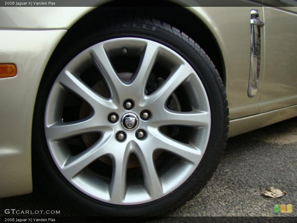 2008 Jaguar XJ Vanden Plas Wheel and Tire Photo #38446056