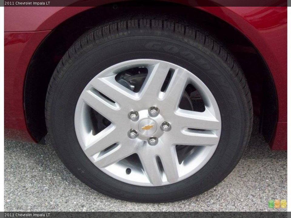 2011 Chevrolet Impala LT Wheel and Tire Photo #38446136