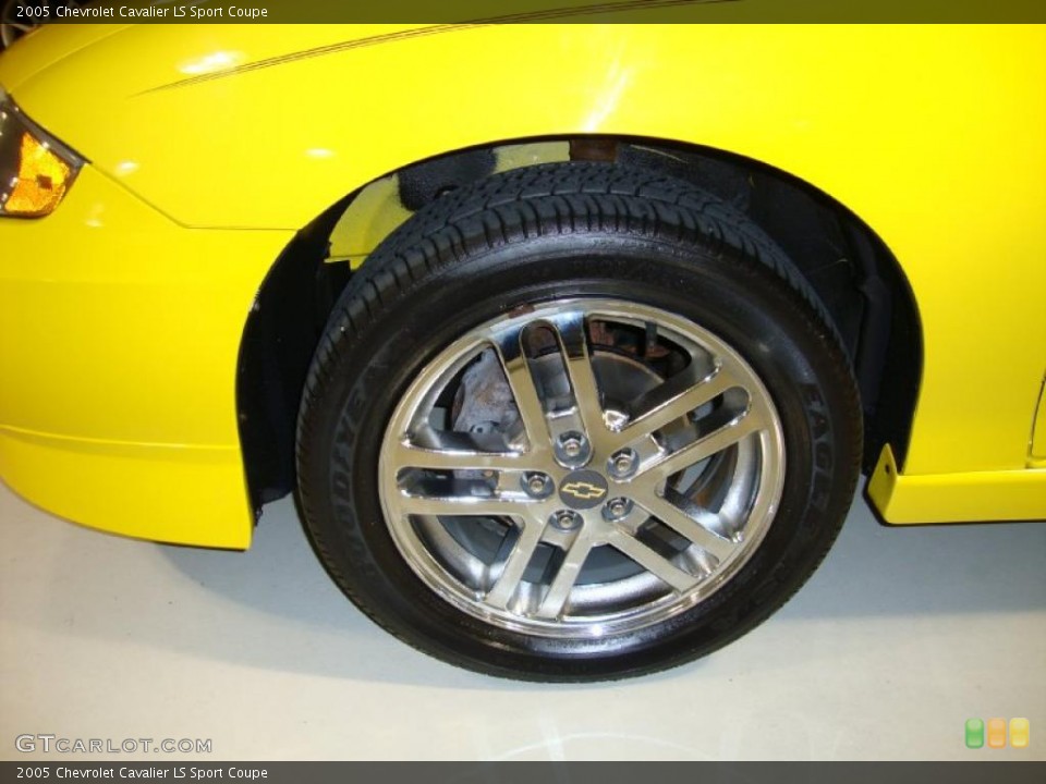 2005 Chevrolet Cavalier LS Sport Coupe Wheel and Tire Photo #38456585