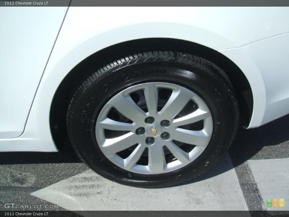 2011 Chevrolet Cruze LT Wheel and Tire Photo #38466693