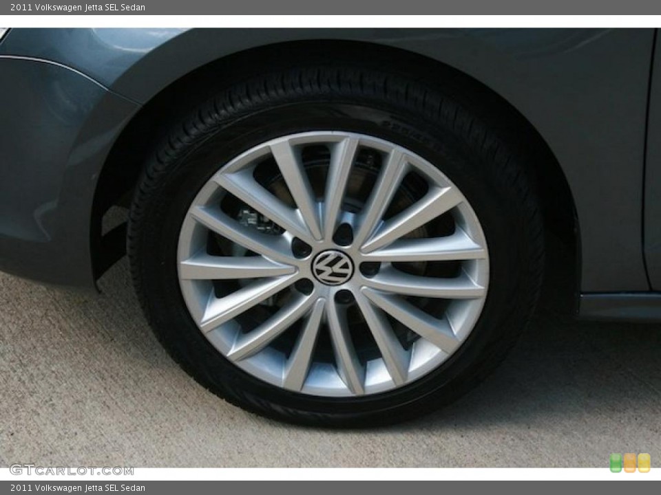 2011 Volkswagen Jetta SEL Sedan Wheel and Tire Photo #38467937