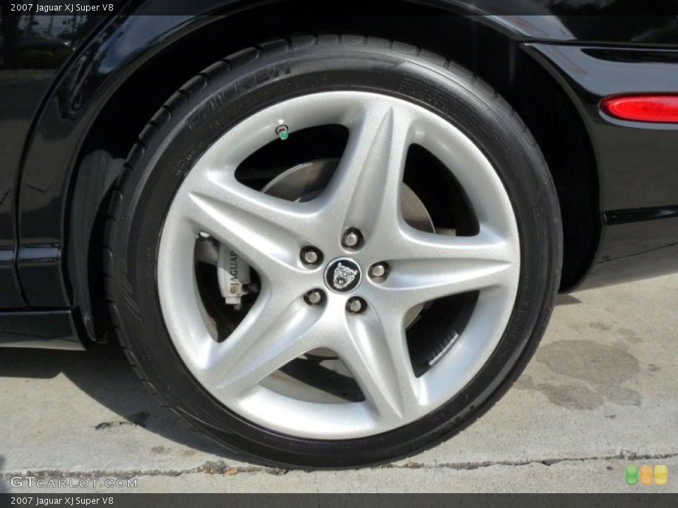 2007 Jaguar XJ Super V8 Wheel and Tire Photo #38470361