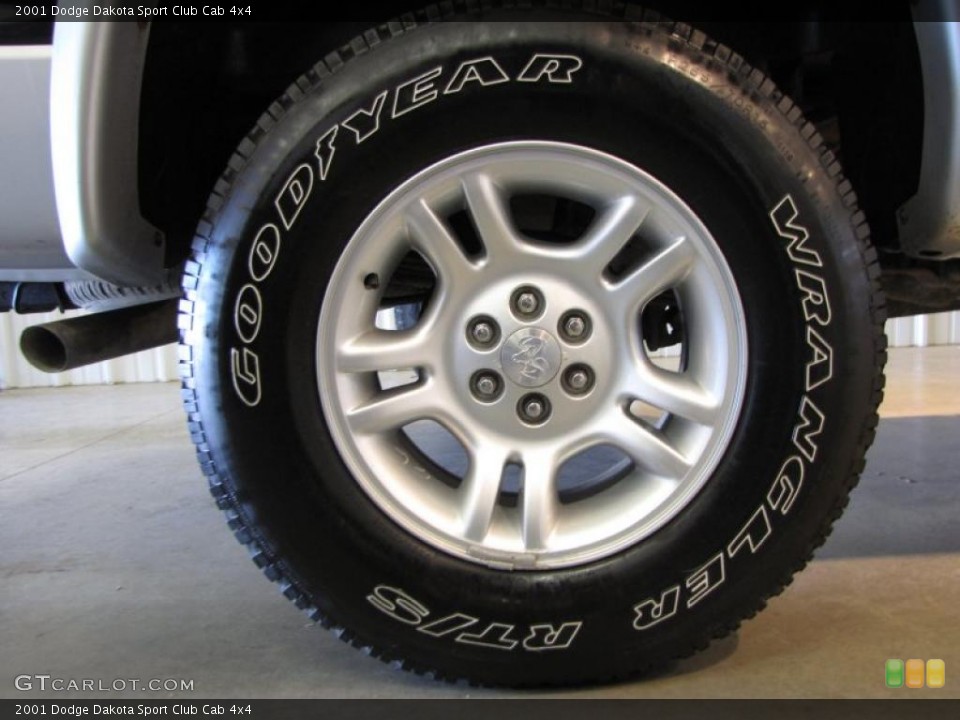 2001 Dodge Dakota Sport Club Cab 4x4 Wheel and Tire Photo #38477967