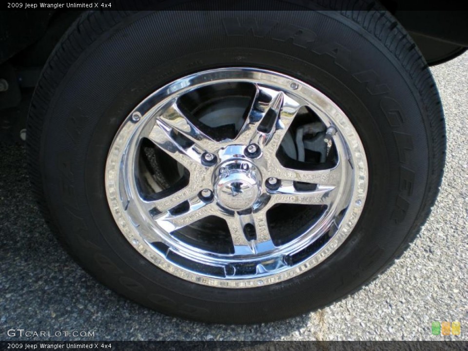 2009 Jeep Wrangler Unlimited Custom Wheel and Tire Photo #38493747