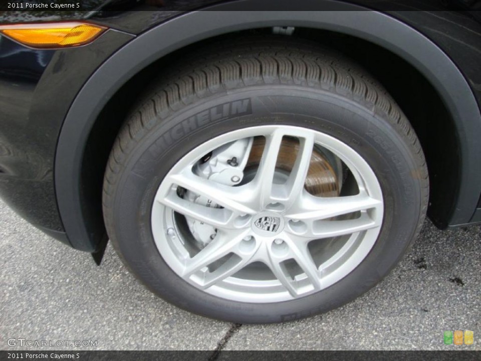 2011 Porsche Cayenne S Wheel and Tire Photo #38495791