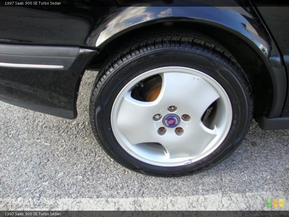 1997 Saab 900 SE Turbo Sedan Wheel and Tire Photo #38496811