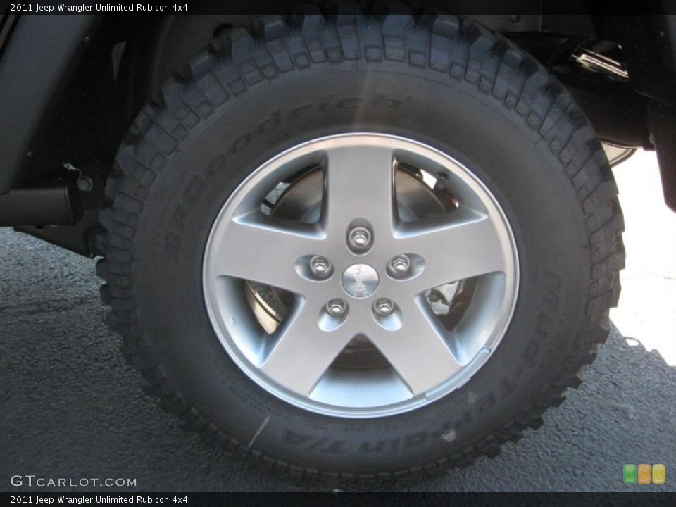 2011 Jeep Wrangler Unlimited Rubicon 4x4 Wheel and Tire Photo #38501495