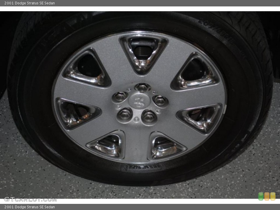 2001 Dodge Stratus SE Sedan Wheel and Tire Photo #38504571