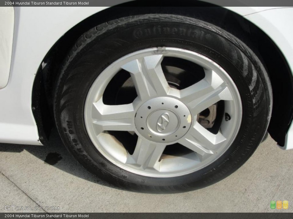 2004 Hyundai Tiburon  Wheel and Tire Photo #38545223