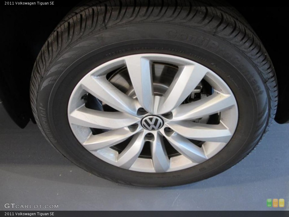 2011 Volkswagen Tiguan SE Wheel and Tire Photo #38571644