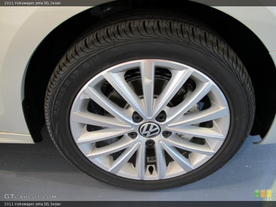 2011 Volkswagen Jetta SEL Sedan Wheel and Tire Photo #38571944