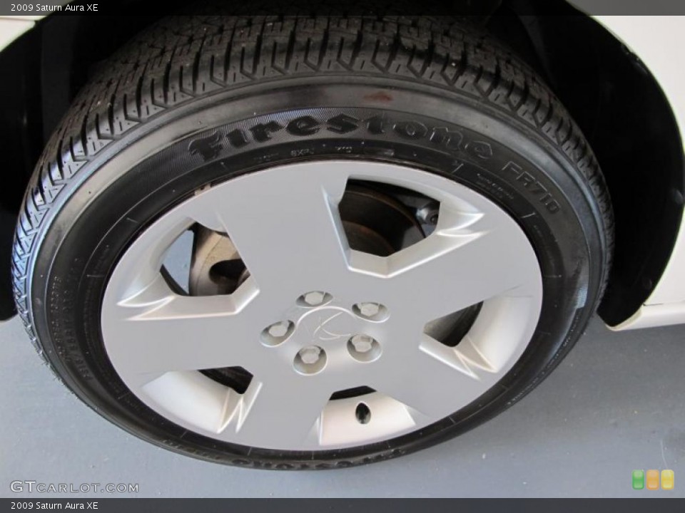 2009 Saturn Aura XE Wheel and Tire Photo #38572244
