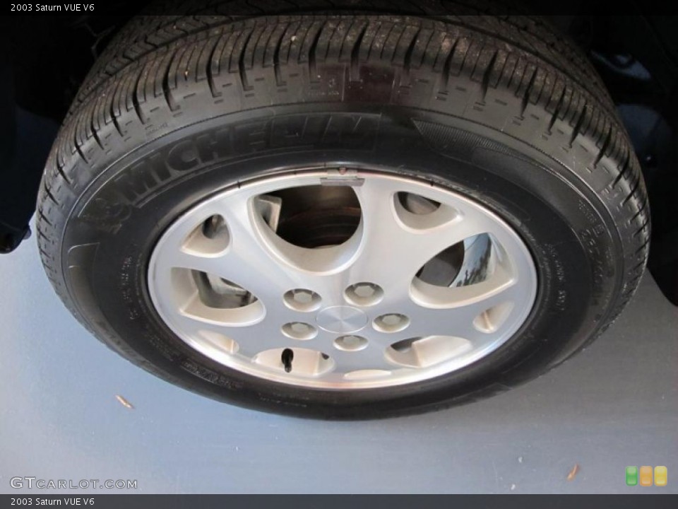 2003 Saturn VUE V6 Wheel and Tire Photo #38572996