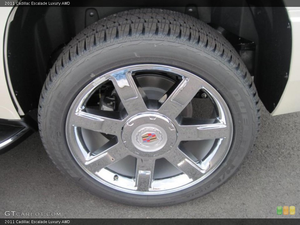 2011 Cadillac Escalade Luxury AWD Wheel and Tire Photo #38573700