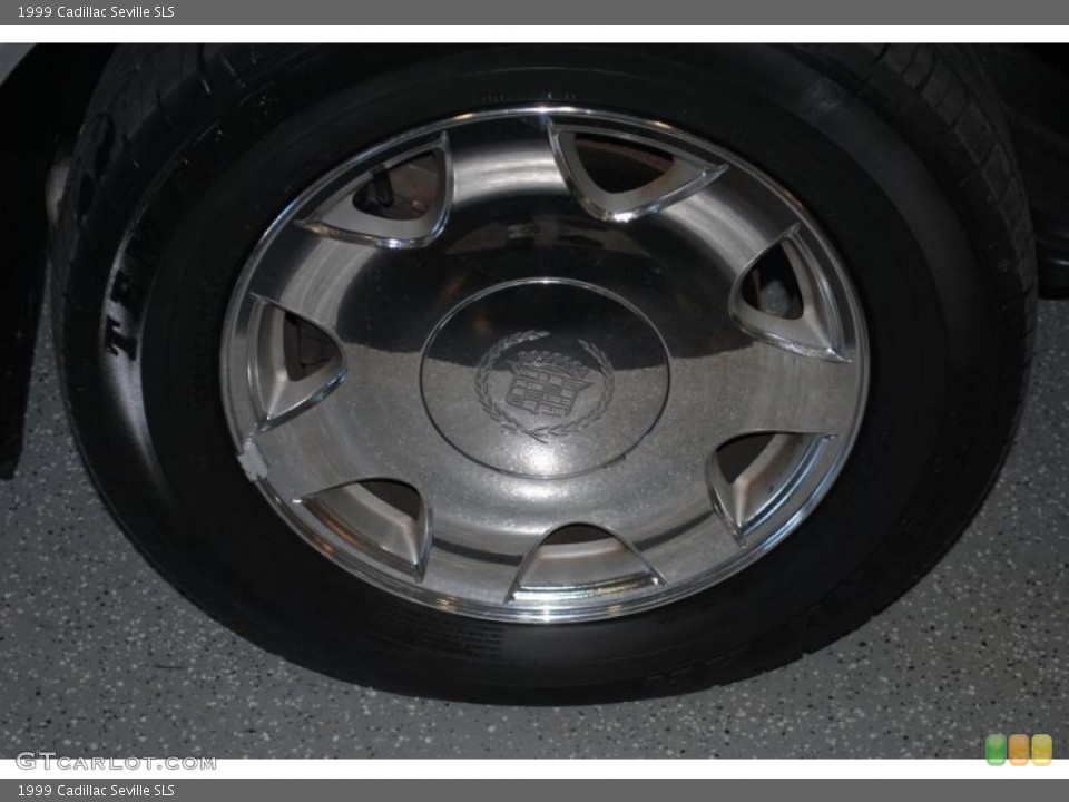 1999 Cadillac Seville SLS Wheel and Tire Photo #38583852