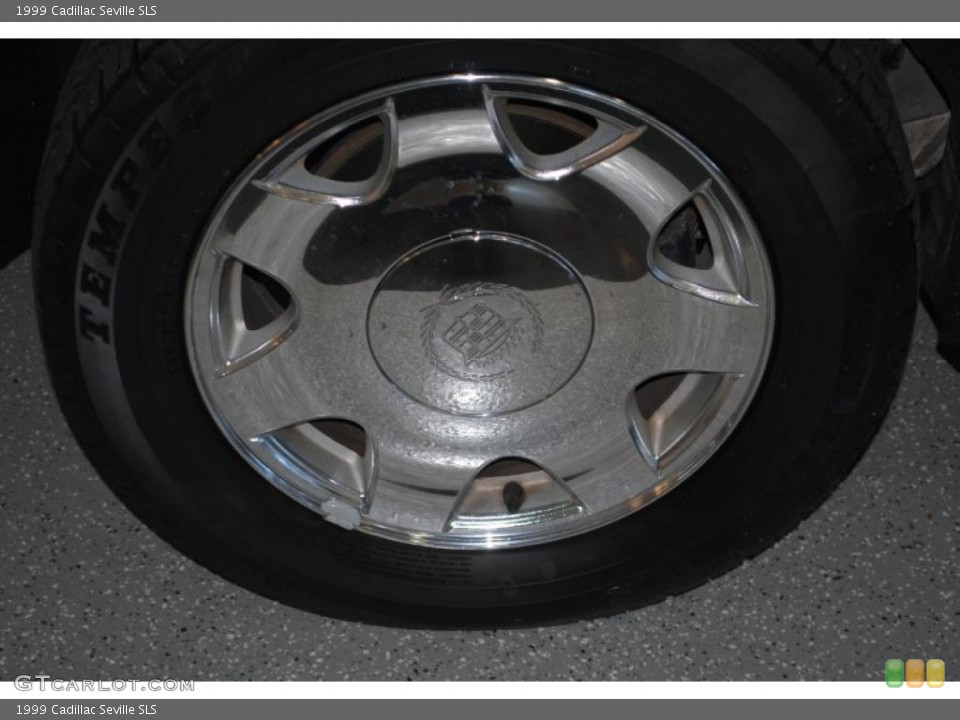 1999 Cadillac Seville SLS Wheel and Tire Photo #38583868