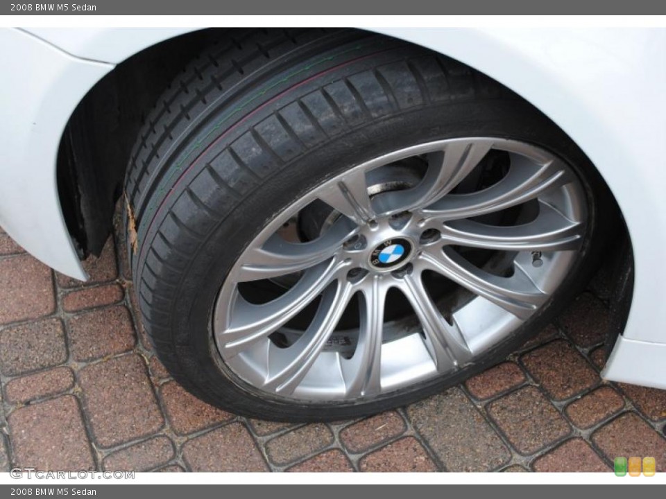 2008 BMW M5 Sedan Wheel and Tire Photo #38589965