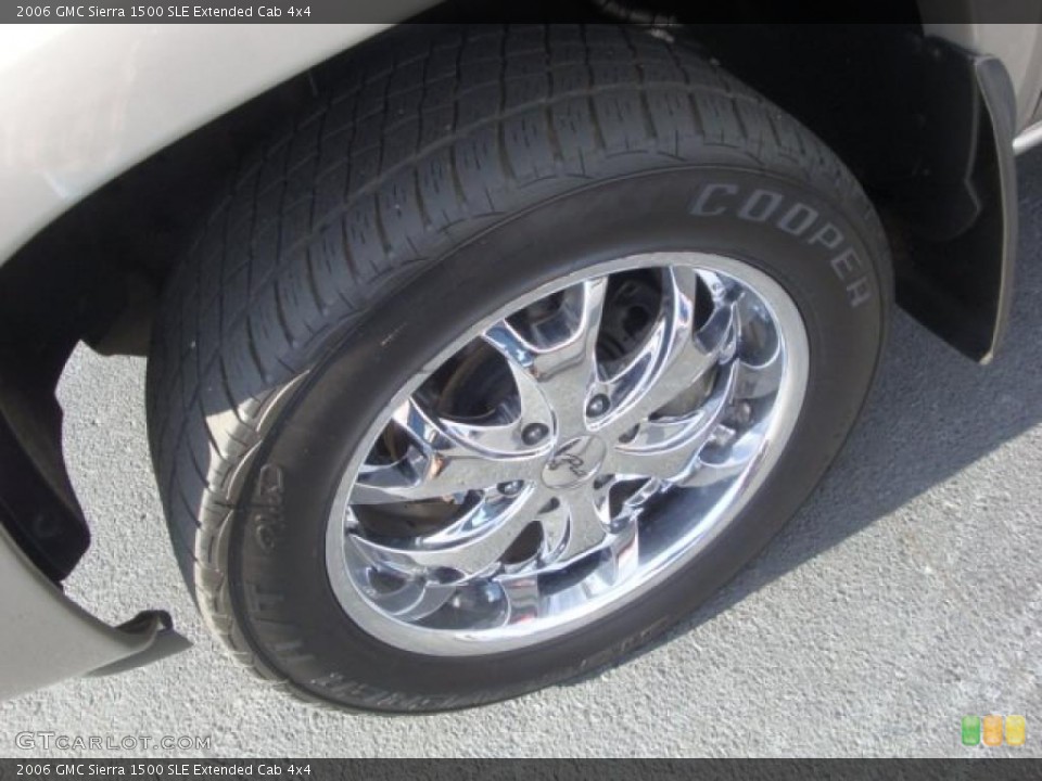 2006 GMC Sierra 1500 Custom Wheel and Tire Photo #38592573