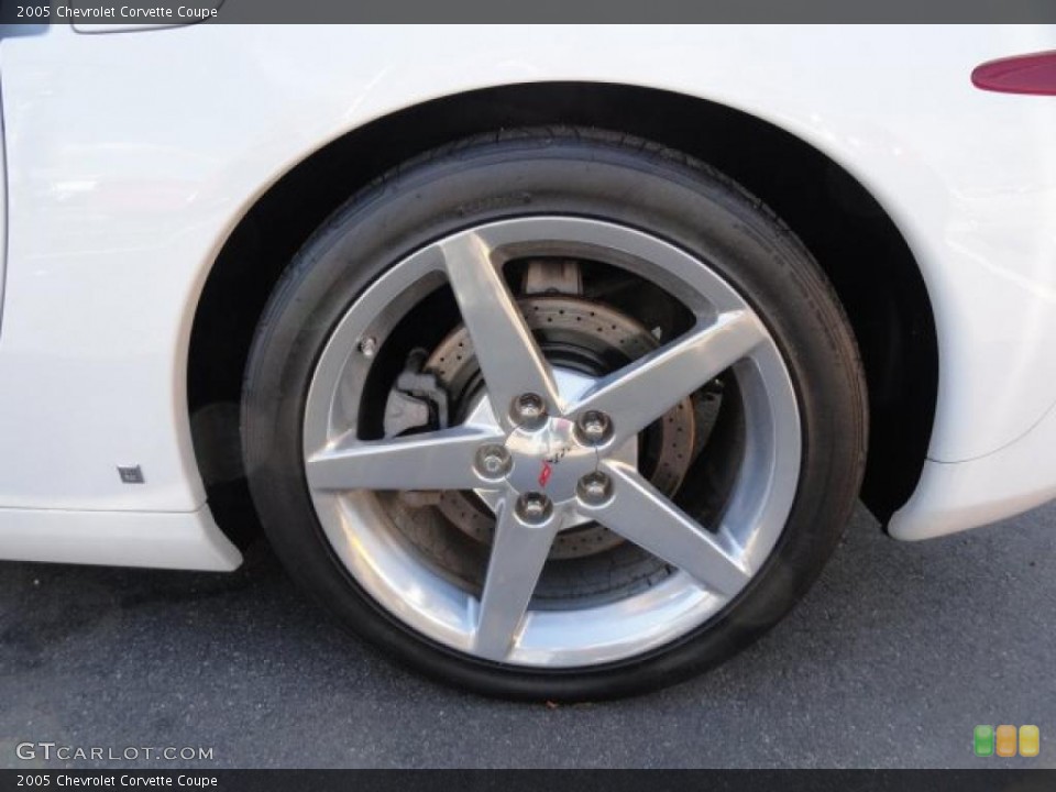 2005 Chevrolet Corvette Coupe Wheel and Tire Photo #38602249