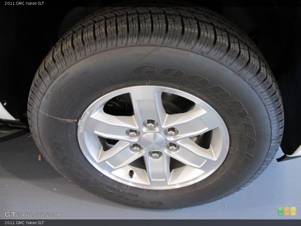 2011 GMC Yukon SLT Wheel and Tire Photo #38626226