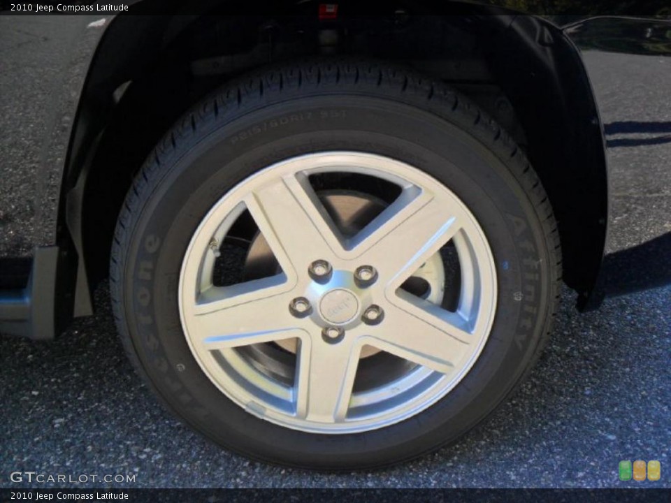 2010 Jeep Compass Latitude Wheel and Tire Photo #38630450