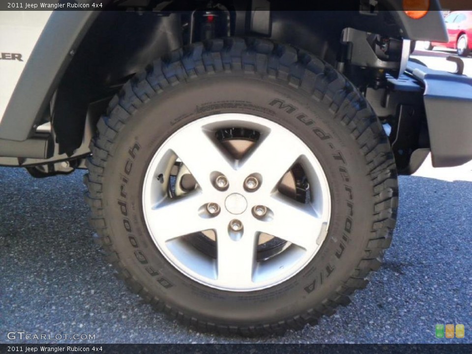 2011 Jeep Wrangler Rubicon 4x4 Wheel and Tire Photo #38632850