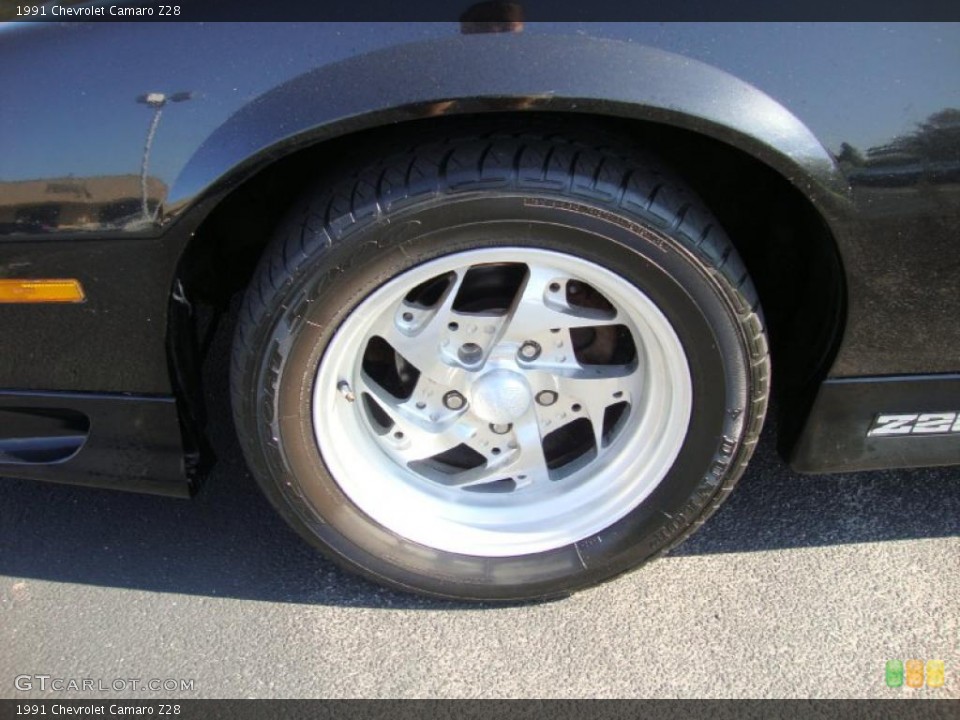 1991 Chevrolet Camaro Custom Wheel and Tire Photo #38635234