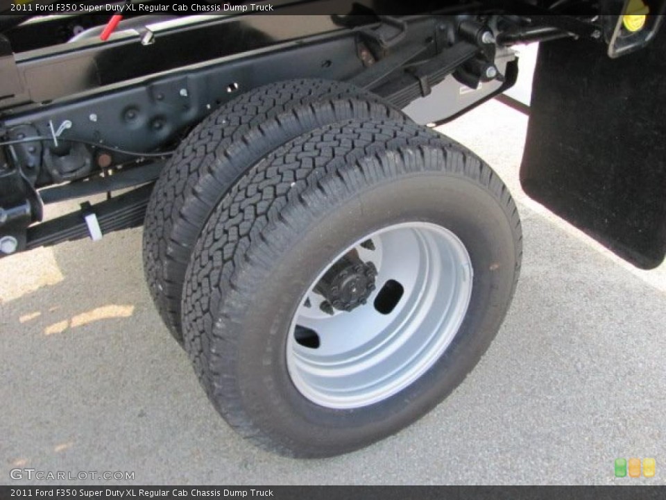 2011 Ford F350 Super Duty XL Regular Cab Chassis Dump Truck Wheel and Tire Photo #38636910