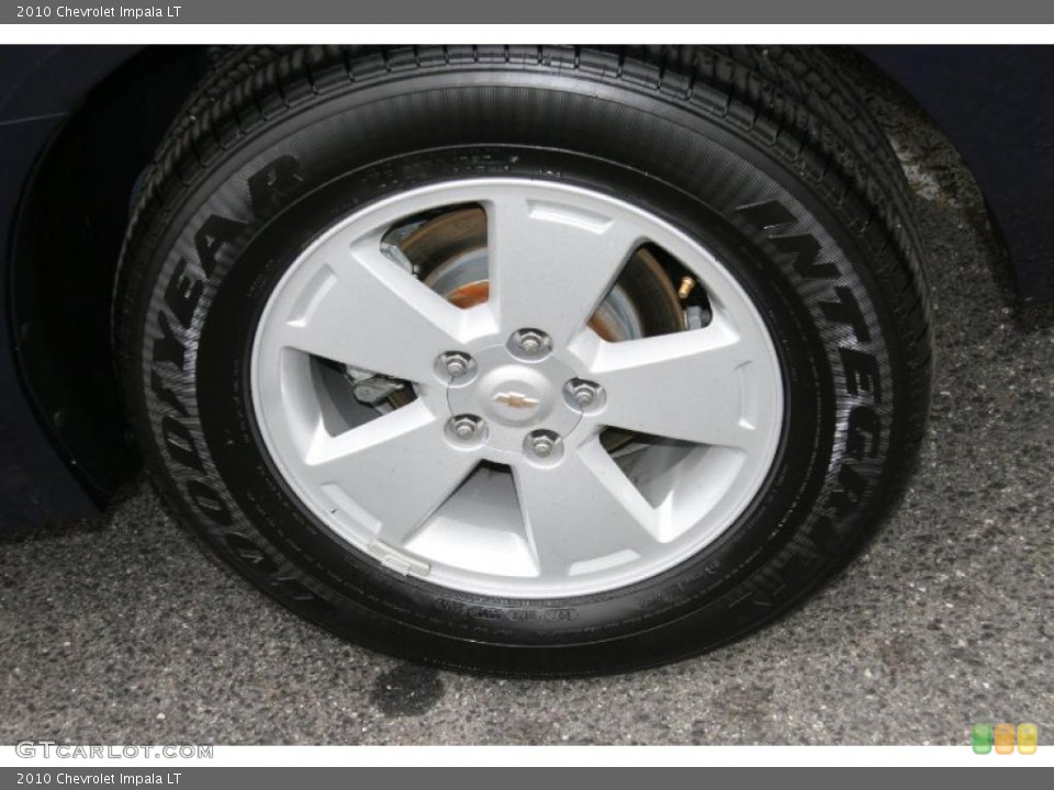2010 Chevrolet Impala LT Wheel and Tire Photo #38672507