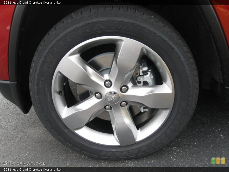 2011 Jeep Grand Cherokee Overland 4x4 Wheel and Tire Photo #38692726