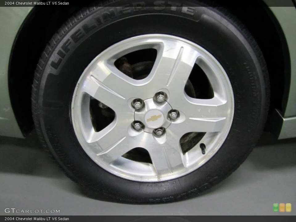 2004 Chevrolet Malibu LT V6 Sedan Wheel and Tire Photo #38703519