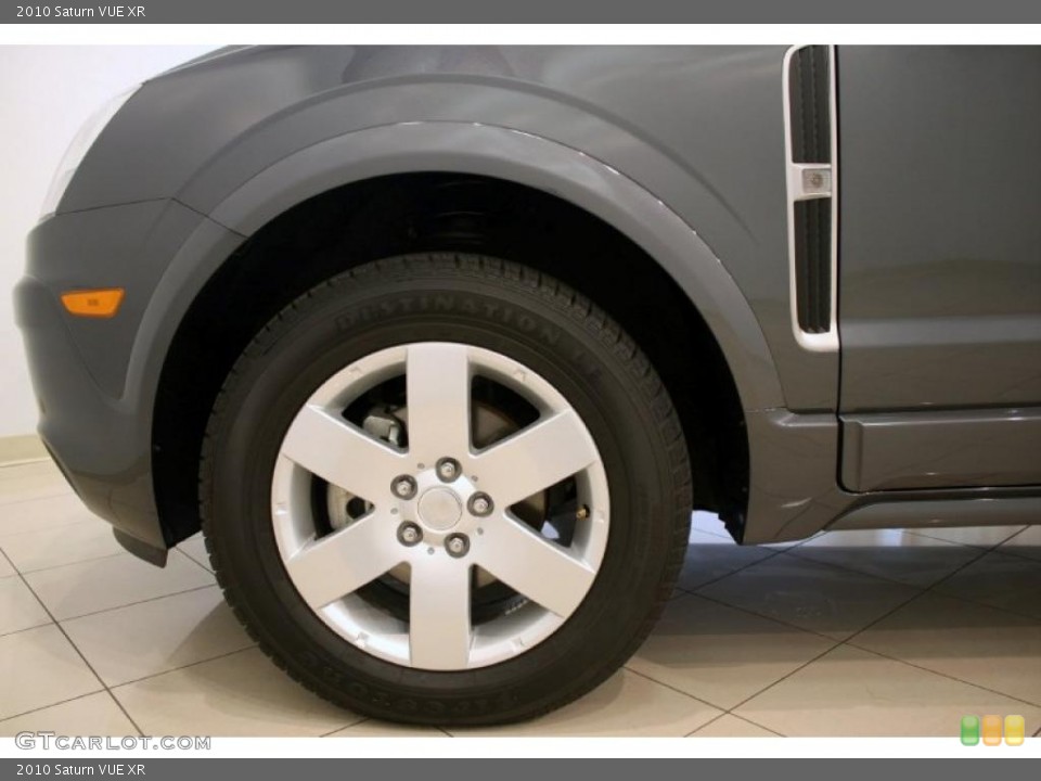 2010 Saturn VUE XR Wheel and Tire Photo #38704355