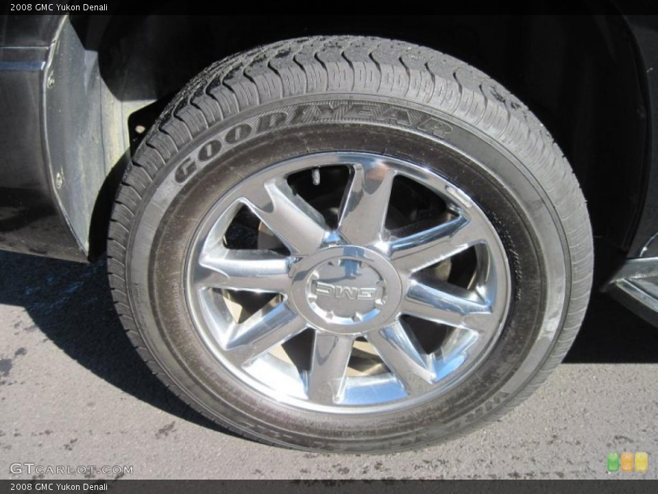 2008 GMC Yukon Denali Wheel and Tire Photo #38710571