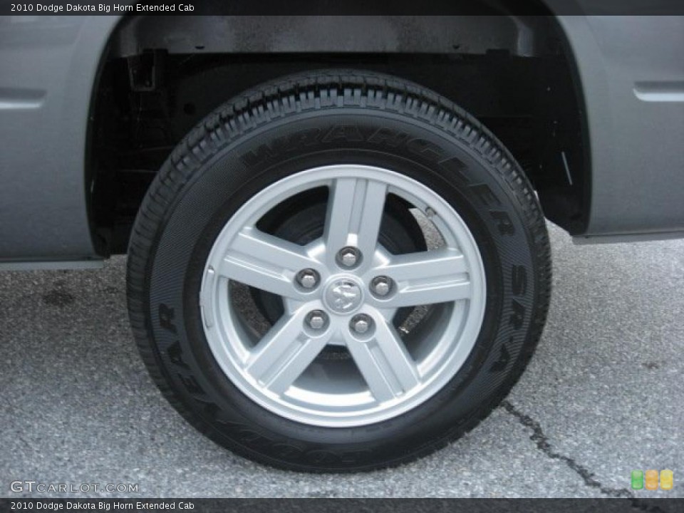 2010 Dodge Dakota Big Horn Extended Cab Wheel and Tire Photo #38711235