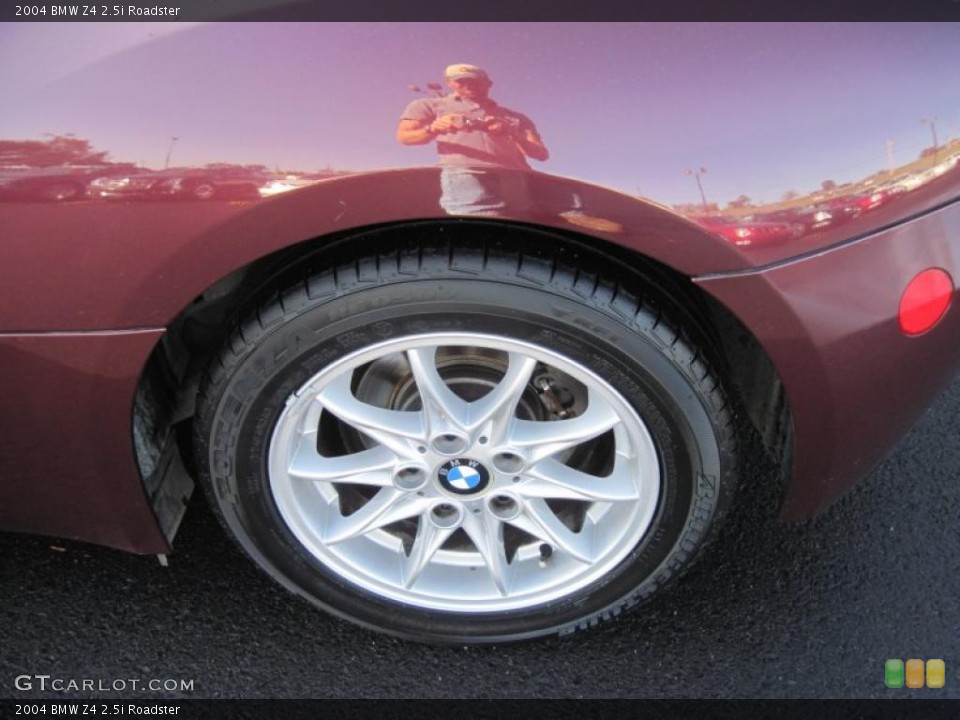 2004 BMW Z4 2.5i Roadster Wheel and Tire Photo #38711799