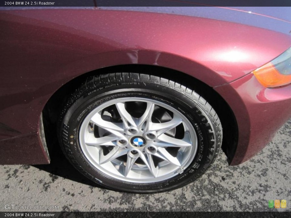 2004 BMW Z4 2.5i Roadster Wheel and Tire Photo #38711835