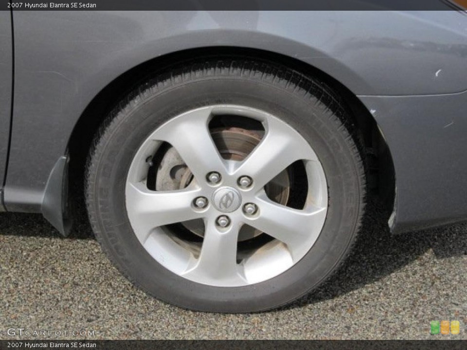 2007 Hyundai Elantra SE Sedan Wheel and Tire Photo #38714895