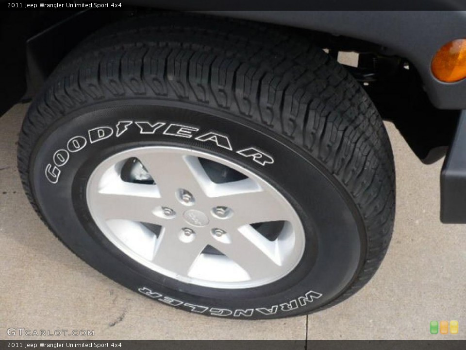 2011 Jeep Wrangler Unlimited Sport 4x4 Wheel and Tire Photo #38722755