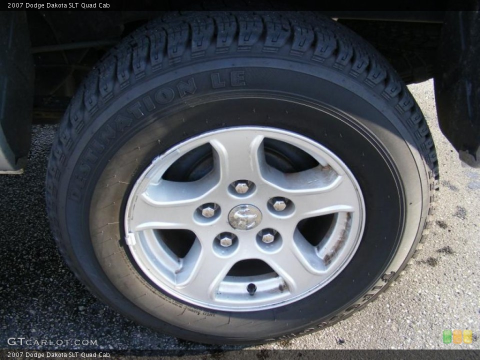 2007 Dodge Dakota SLT Quad Cab Wheel and Tire Photo #38727967