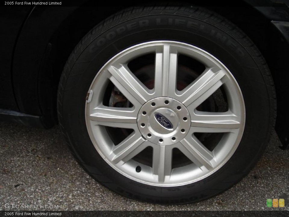 2005 Ford Five Hundred Limited Wheel and Tire Photo #38733120