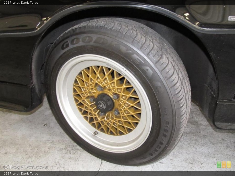 1987 Lotus Esprit Turbo Wheel and Tire Photo #38742636